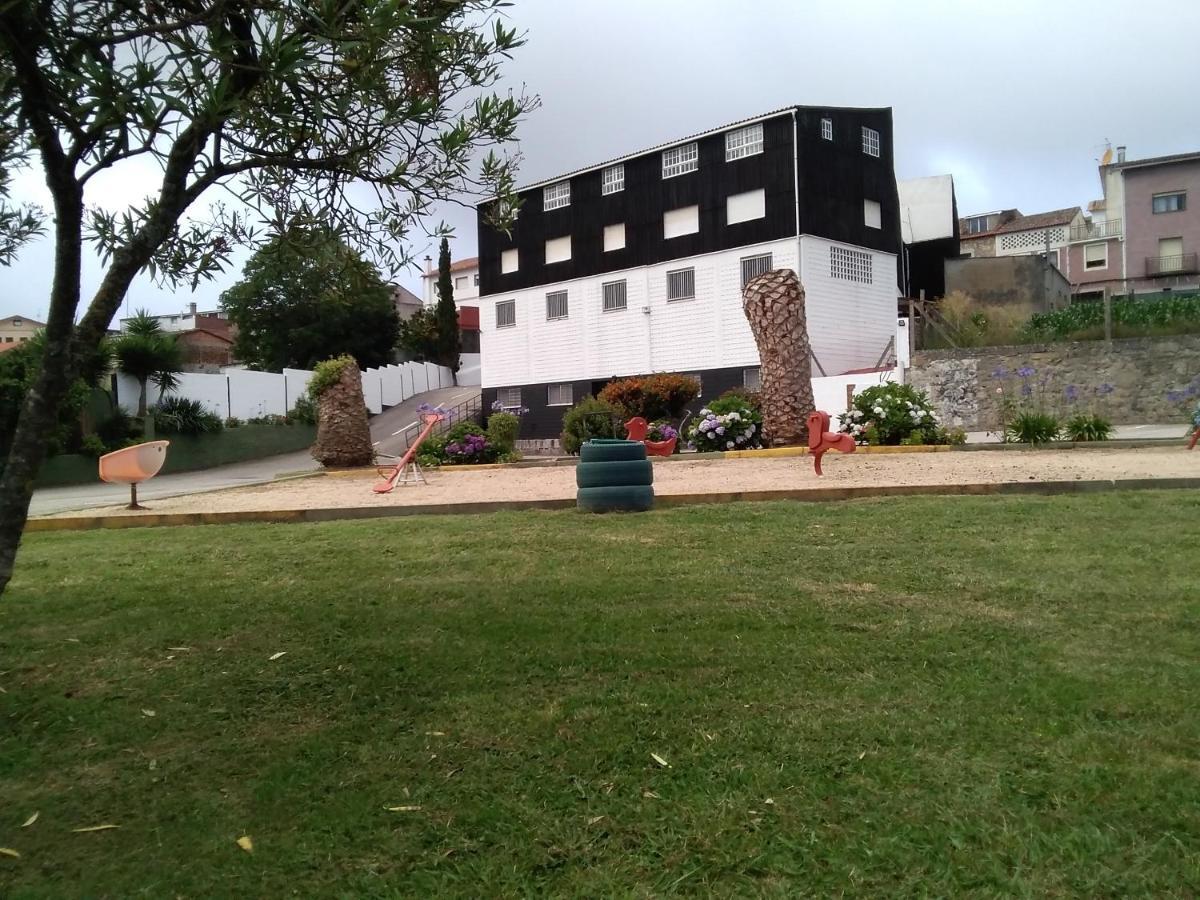 Apartamentos Blanco Y Negro A Guarda Kültér fotó