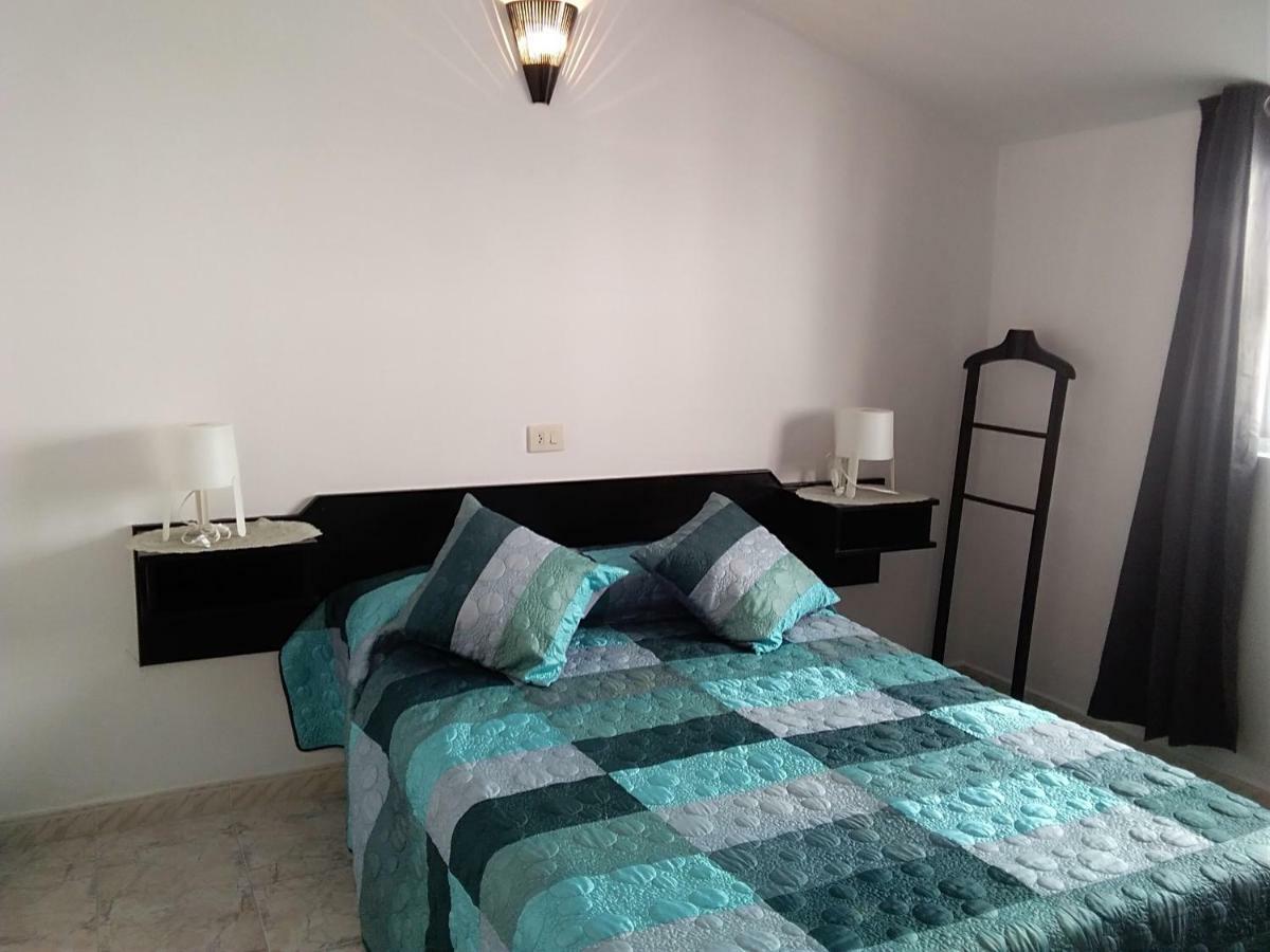Apartamentos Blanco Y Negro A Guarda Kültér fotó